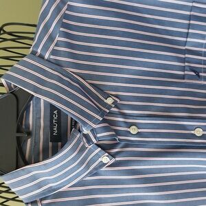 Nautica, Size XL, Men's Blue and White Striped Shirt. Wrinkle Resistant.
